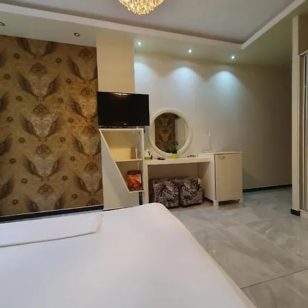 Deluxe Apartmán Sarandë